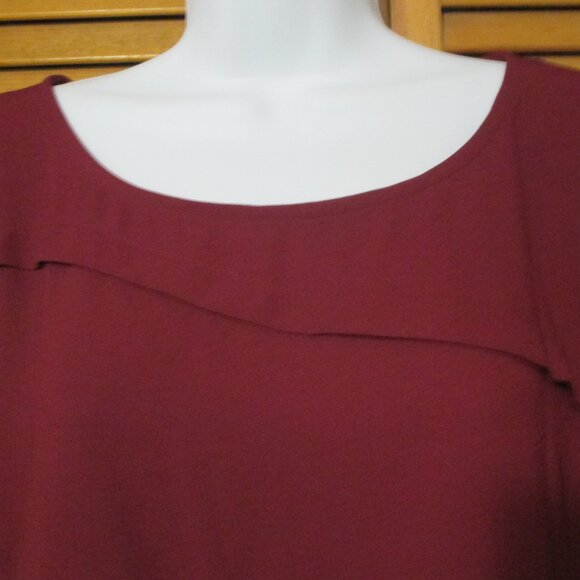 Dana Buchman top cranberry color 3/4 sleeves tiered front pullover blouse sz XL - Picture 6 of 8